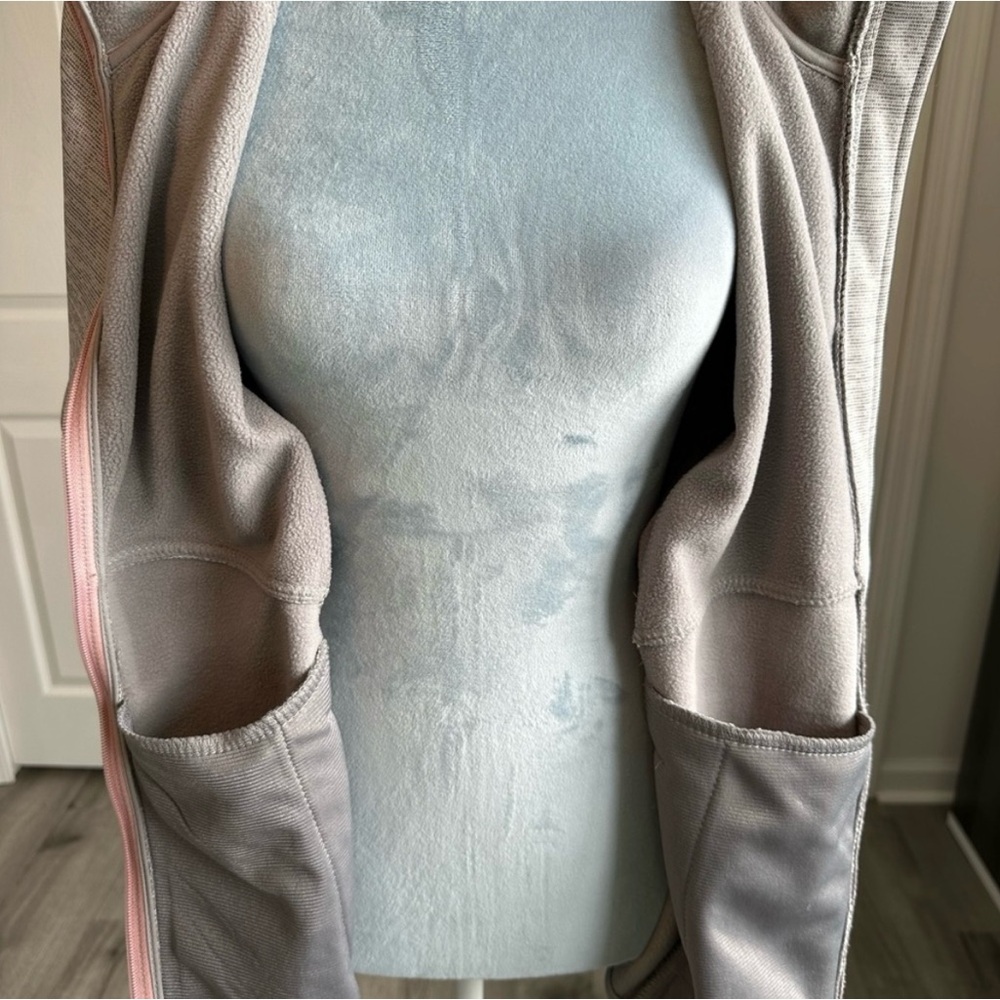 🆕 Reebok jacket 🧥 - Picture 11 of 14
